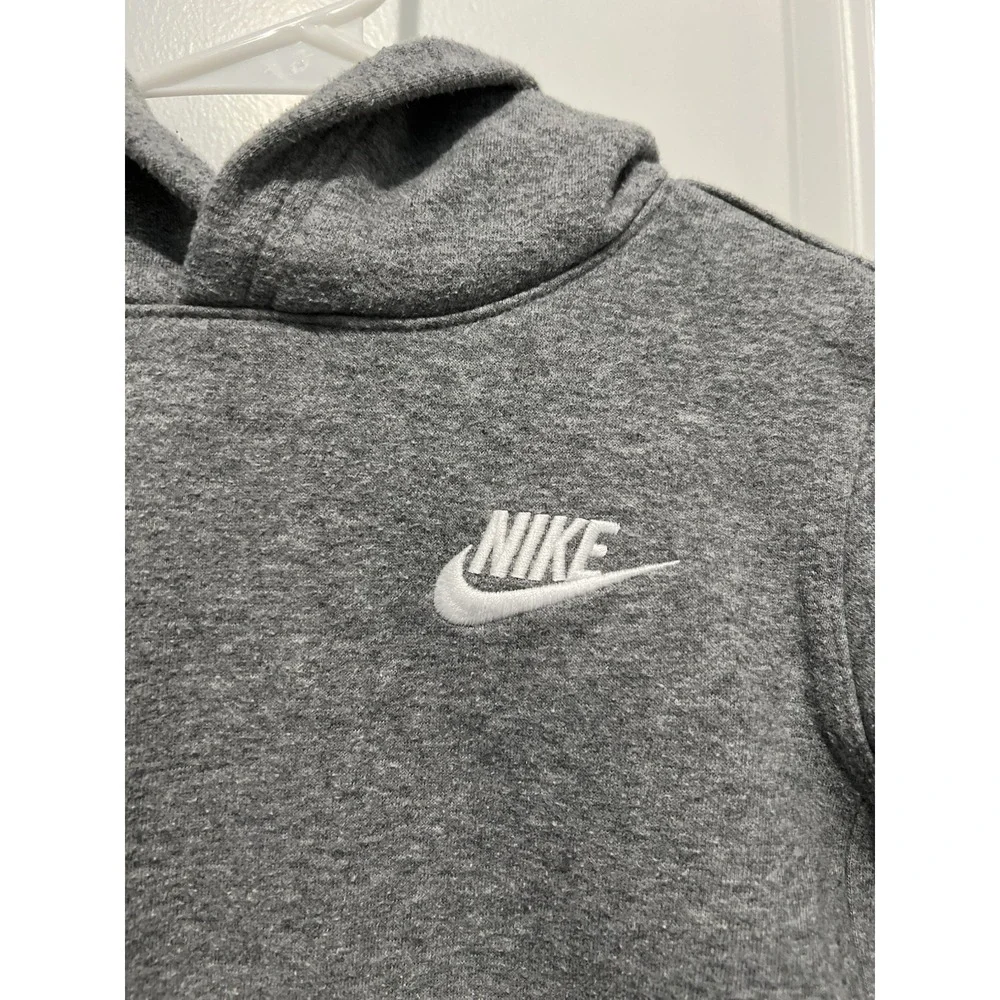 NIKE Sportswear Boys' Club Fleece Pullover Hoodie Carbon Heather Size 6-7‎ Years